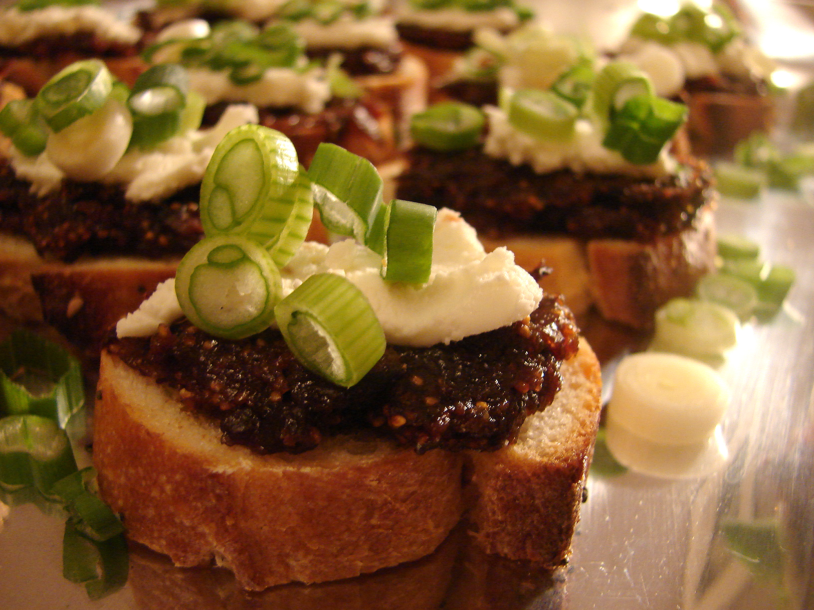 Crostini with Dried Fig Paste and Goat Cheese