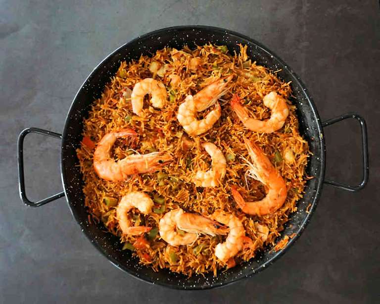 Fideuà with Shrimp and Allioli
