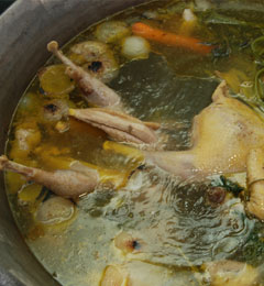 Rich Homemade Chicken Stock